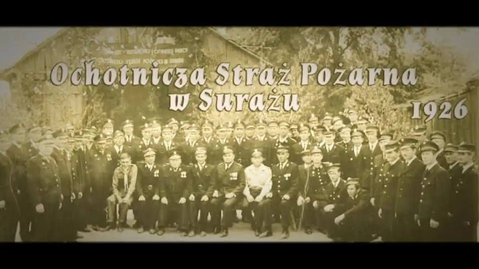 Pożar traw na poboczu drogi – interwencja OSP Suraż
