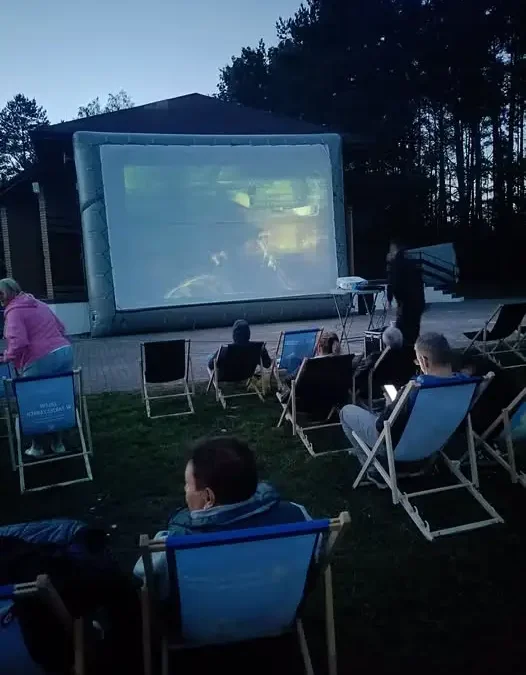 Kino plenerowe w Gródku: dziś i jutro seanse pod chmurką