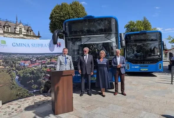 Podlaskie stawia na ekologię: 14 autobusów elektrycznych dla PKS Nova