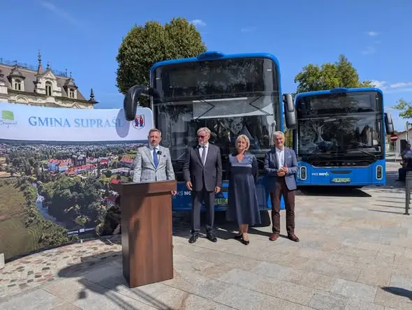 Podlaskie stawia na ekologię: 14 autobusów elektrycznych dla PKS Nova