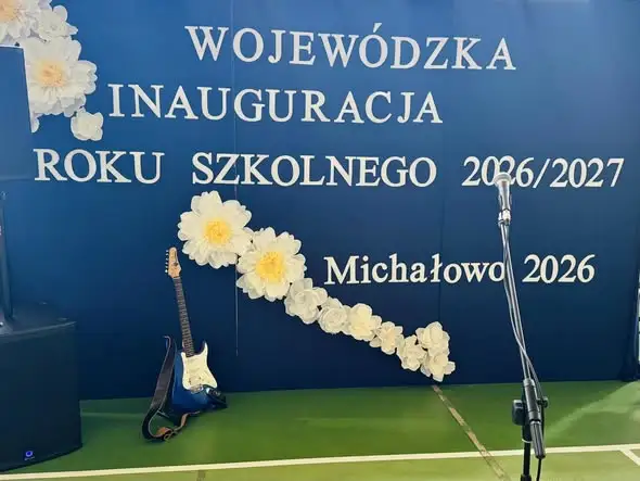 Wojewódzka inauguracja roku szkolnego w Michałowie zgromadziła władze i duchownych