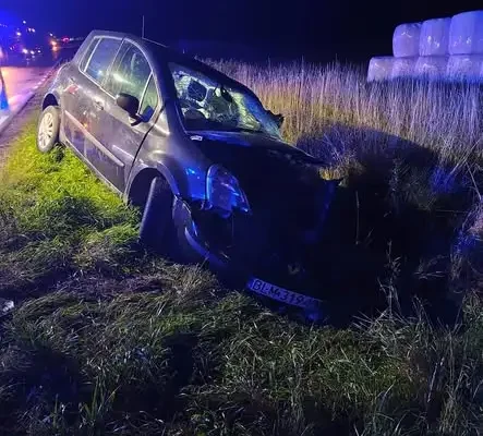 Czołowe zderzenie na DK 19 pod Zabłudowem. Droga była zablokowana