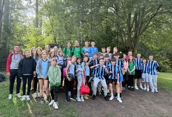 Brązowe medale i awans do półfinału wojewódzkiego dla sztafet z klas 7-8