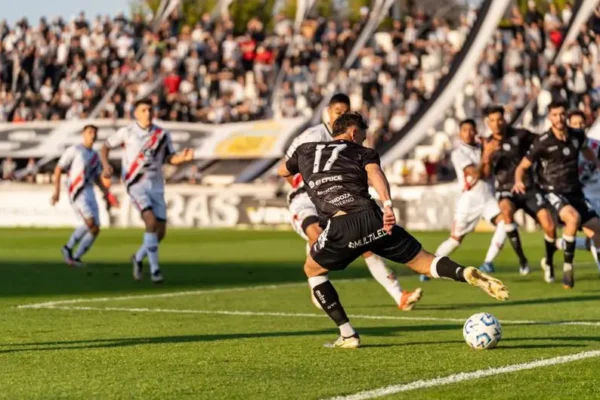 Mecz z Clovin Orlęta Czyżew zakończony porażką 2:5