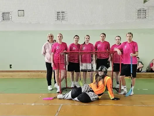 Mistrzostwa Powiatu Białostockiego w unihokeju dziewcząt w Michałowie