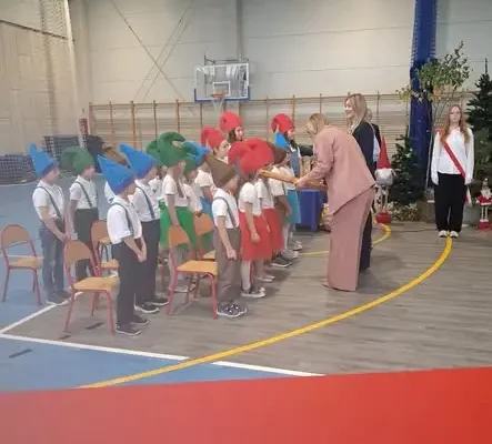 Pierwszoklasiści z Nowych Ręczaj złożyli ślubowanie